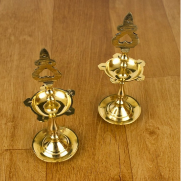 Brass Lakshmi Head Kuthu Vilakku, 1 Piece