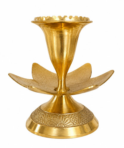 Mezhukuvarthi Stand (Brass Candle Stand)